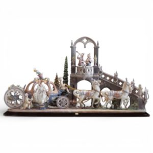 LLadro 'Cinderella's Arrival' Model No:-1785, this spectacular display is a deli